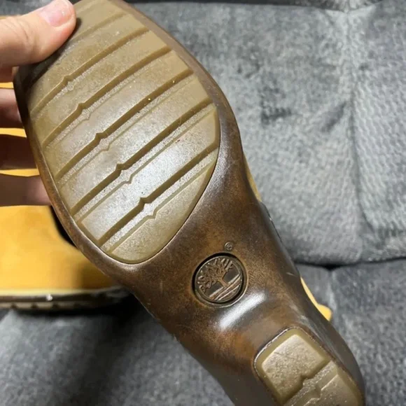 Timberland Women's Tan Heeled Boots - Picture 4 of 5